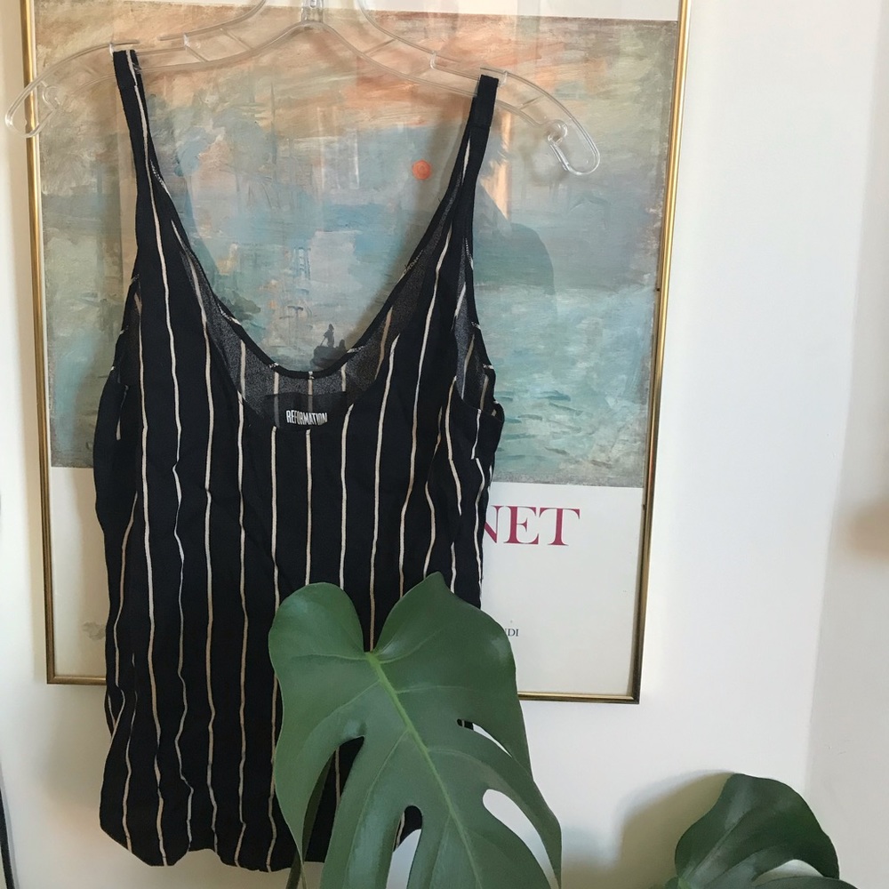 Cute Reformation Top!